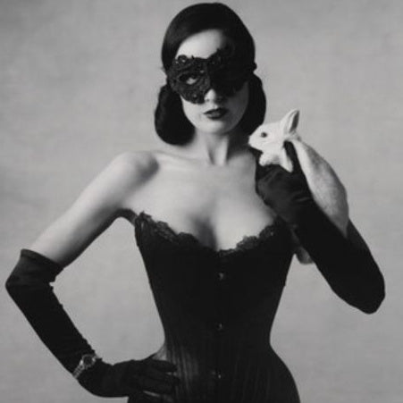 How blindfold sex made me orgasm better